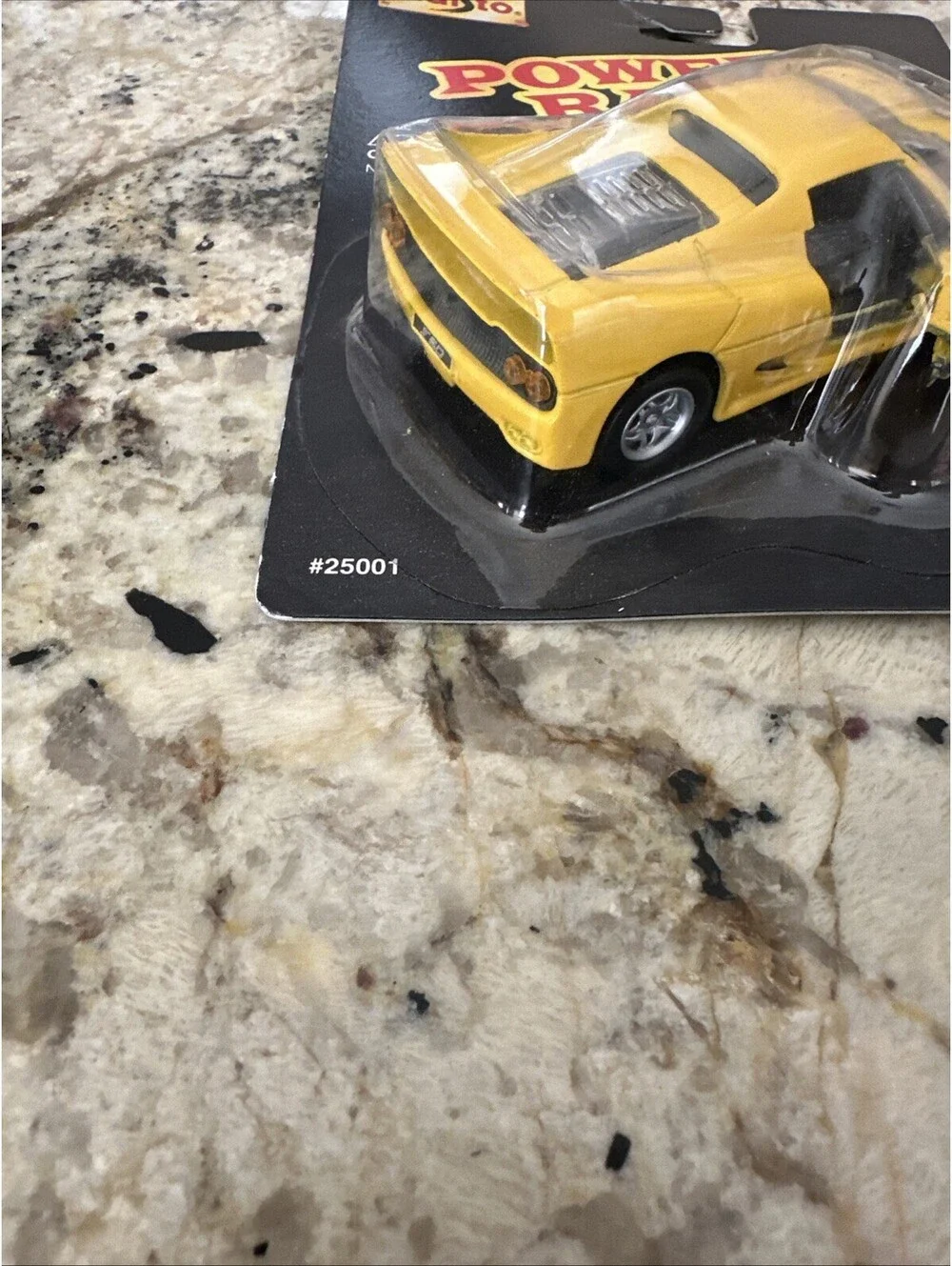2x Maisto Power Racers A Ferrari & A Porsche NEW + FAST SHIPPING